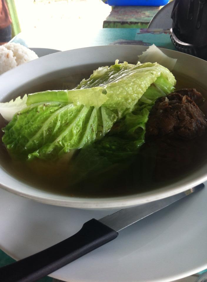 how to spend the holidays frugally