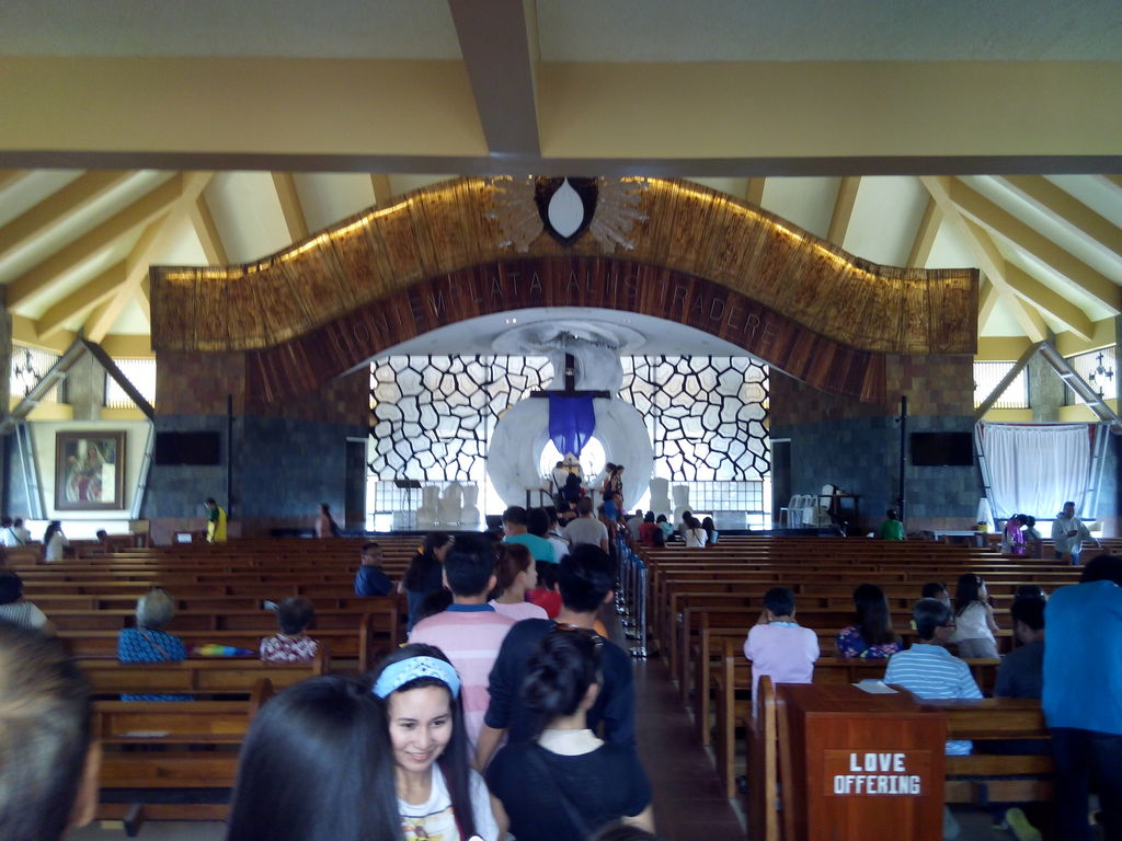 how to spend the holidays frugally